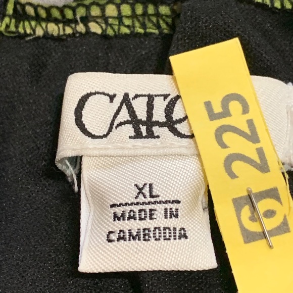 Green and black dress - Picture 9 of 9